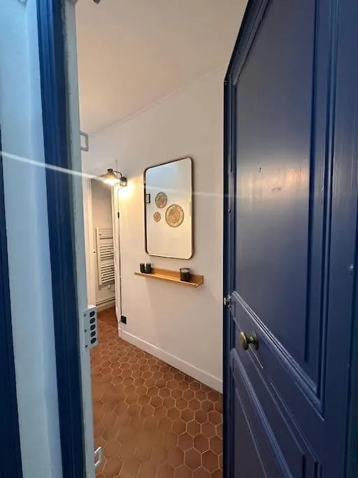 Renovated Flat Near Tour Eiffel Daire Paris
