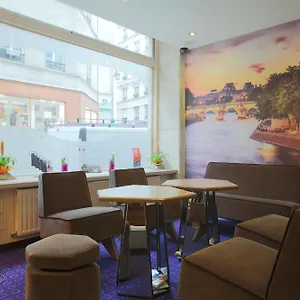 3* מלון Grand Du Loiret